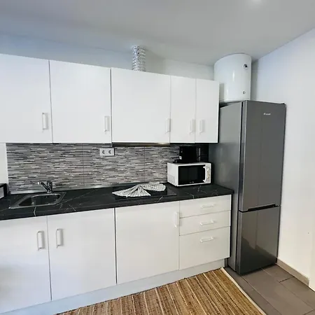 Americas Tropical Nights Apartament *