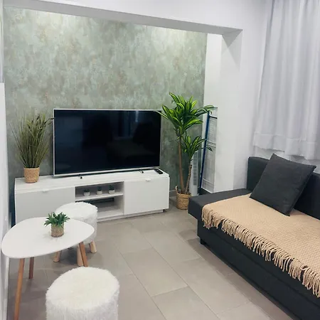 Americas Tropical Nights